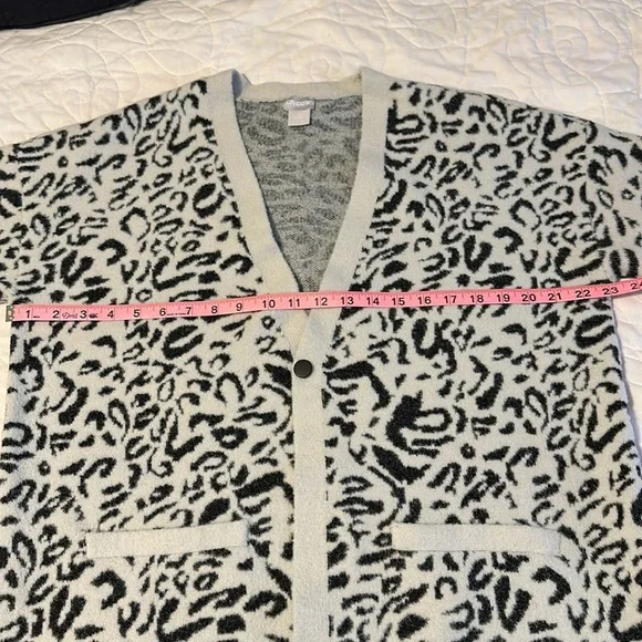 Chico’s Animal Print Sweater - Picture 7 of 9